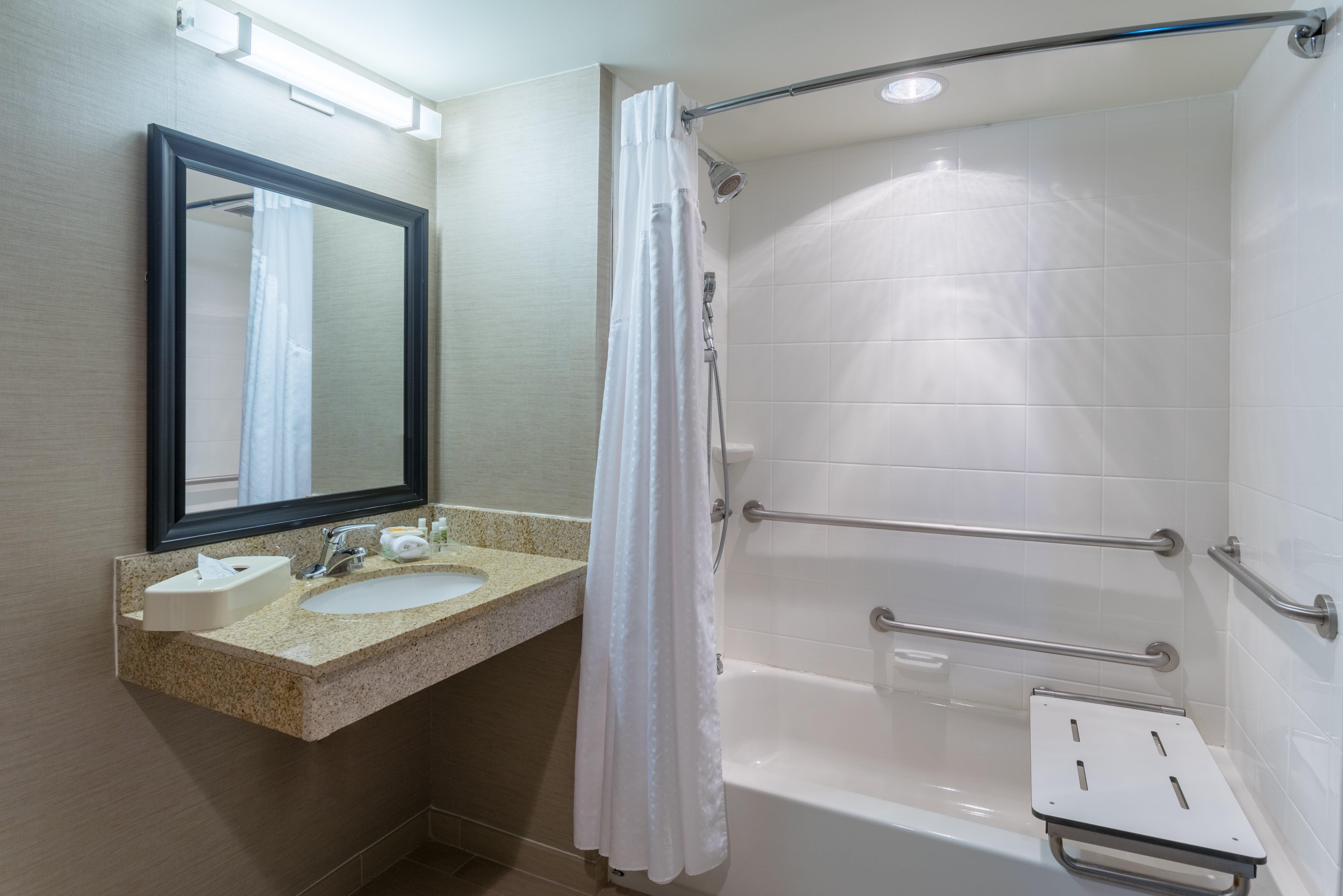 Holiday Inn Harrisburg I-81 Hershey Area By Ihg Грантвил Екстериор снимка