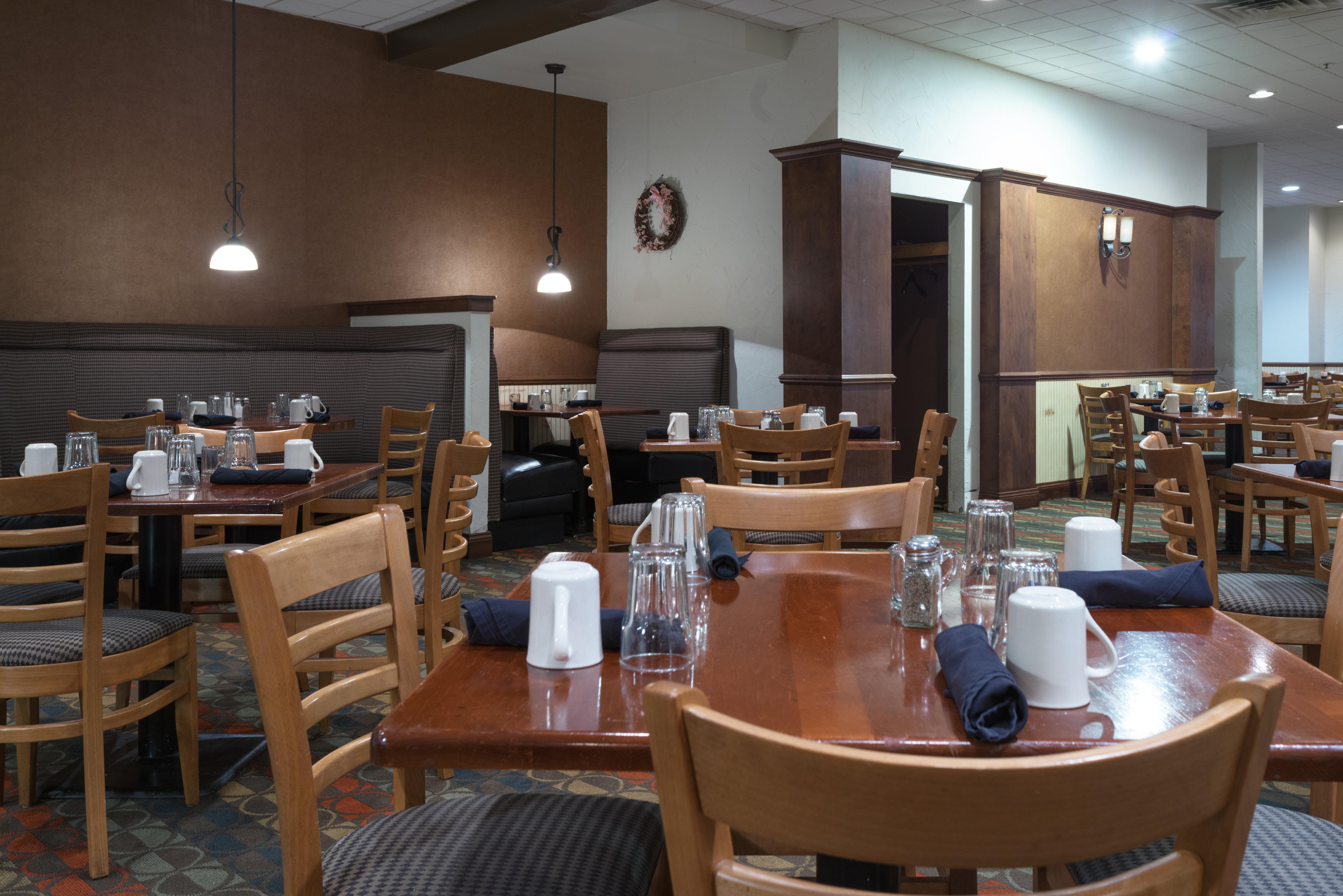 Holiday Inn Harrisburg I-81 Hershey Area By Ihg Грантвил Екстериор снимка