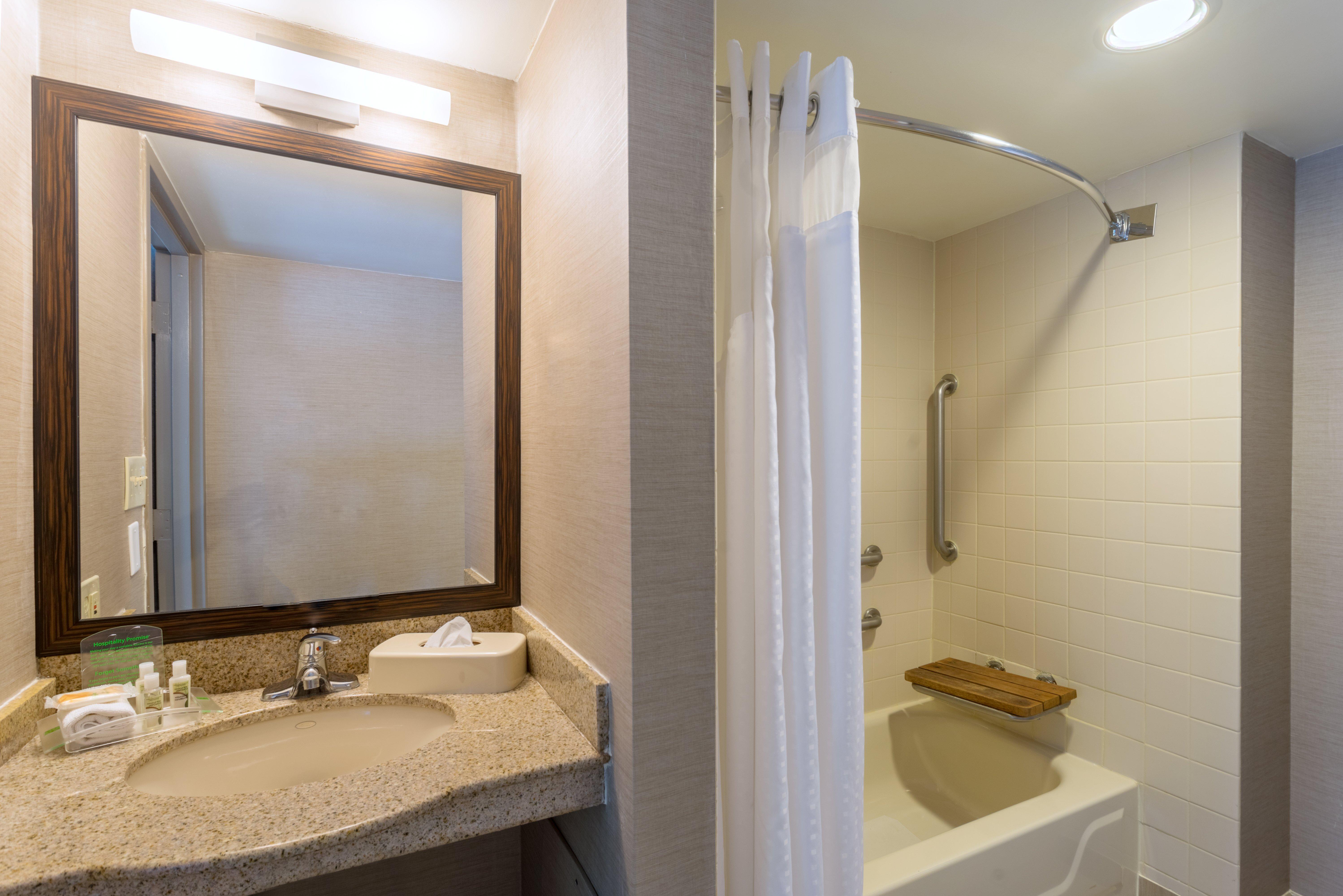 Holiday Inn Harrisburg I-81 Hershey Area By Ihg Грантвил Екстериор снимка