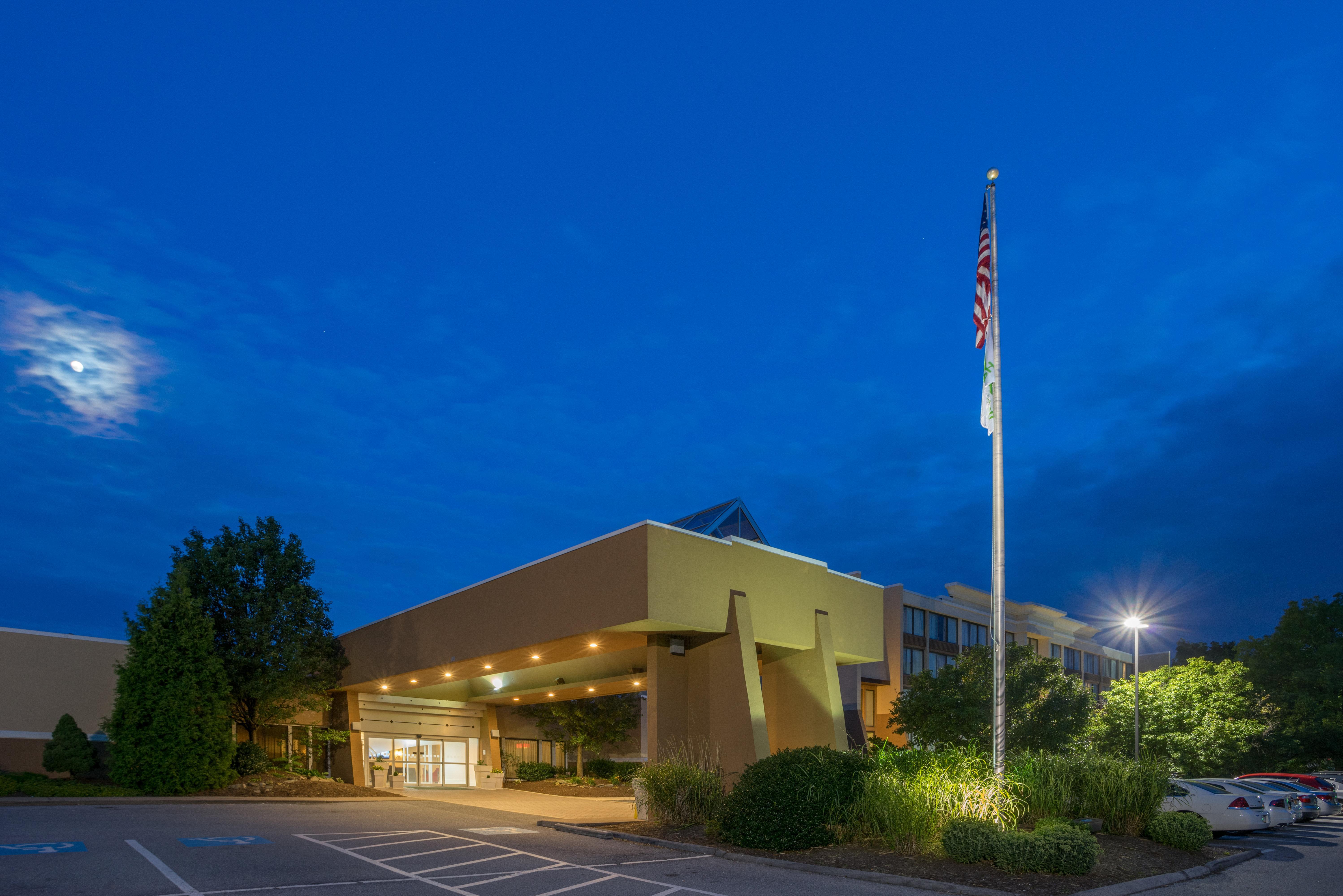 Holiday Inn Harrisburg I-81 Hershey Area By Ihg Грантвил Екстериор снимка
